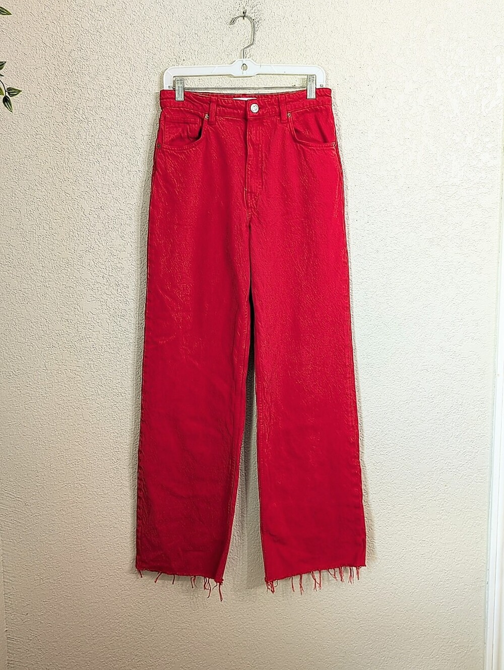 Zara Red Jeans Size 8 Wide Leg Pants High Rise Raw Fringe Hem Hippie Casual Boho